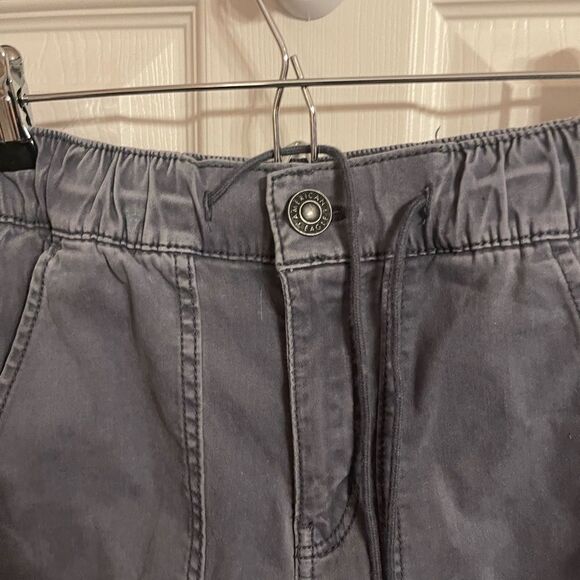 American eagle Stretch pants size 2 EUC - Picture 2 of 10